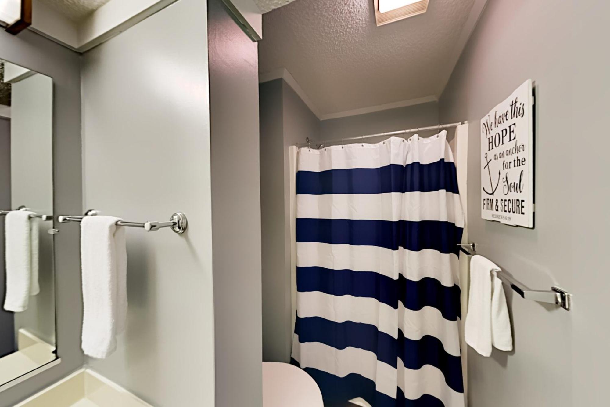 Lodge By The Sea & Fox Lodge Myrtle Beach Værelse billede